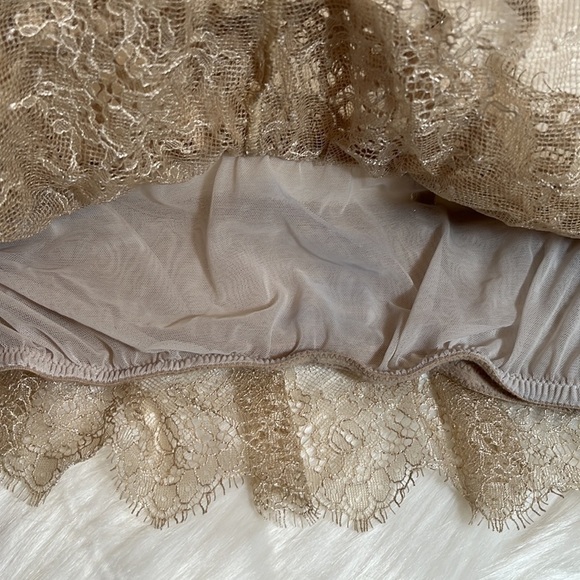 VICTORIA’S Secret Lace Bralette Set - Picture 6 of 16